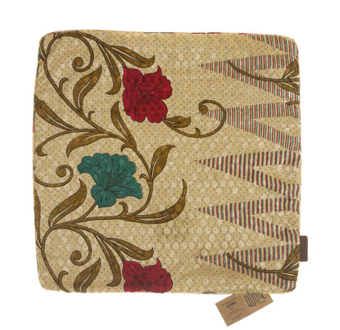 Silke pudebetræk 50x50 cm i rød med suzani mønster af runde cirkler og spiralværk i guldtoner boho vintage orientalsk etnisk stil.