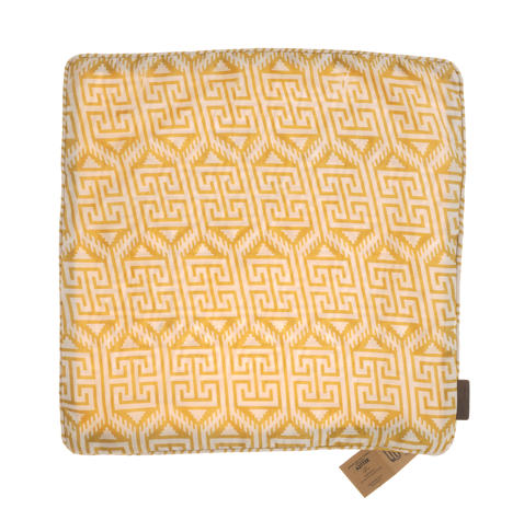Sari pudebetræk i 50x50 cm mørklilla silke med et diskret gentaget mønster af små prikker og vintage boho udtryk med lynlås i siden til en unik pude.