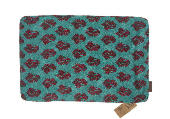 Unika Silke pudebetræk 60x40 cm i turkis med farverigt gentaget rødt bladmønster i boho etnisk orientalsk vintage stil til sari pude
