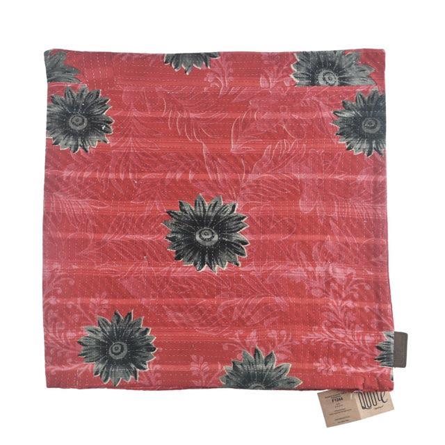 Fine Q 50x50 – Rouge